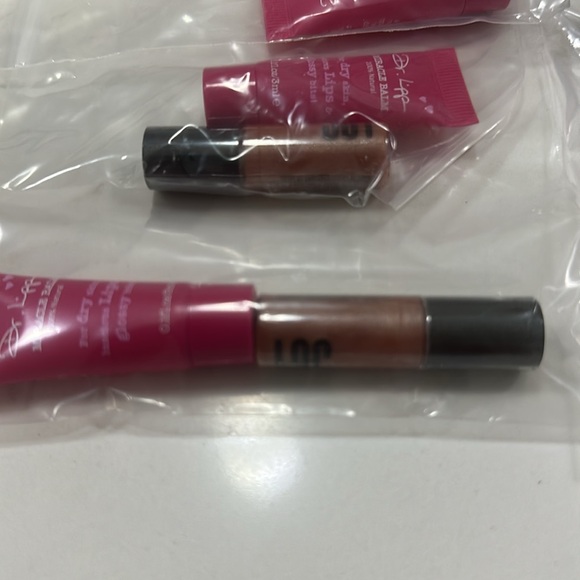 15 sets of Dr Lipp Miracle Balm and LOC Love Of Color Luminous Lip Shine Beam - Picture 2 of 9